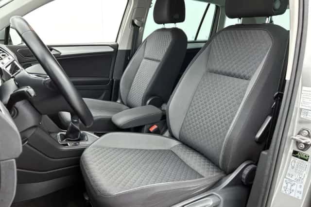 Volkswagen Tiguan (2018) thumbnail 34