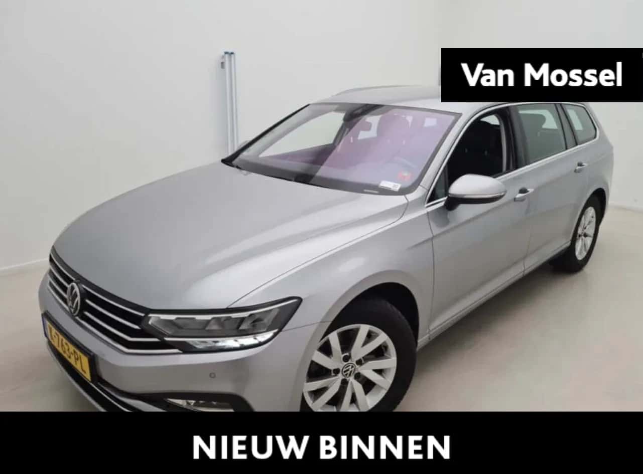 Volkswagen Passat (2021) — foto 1