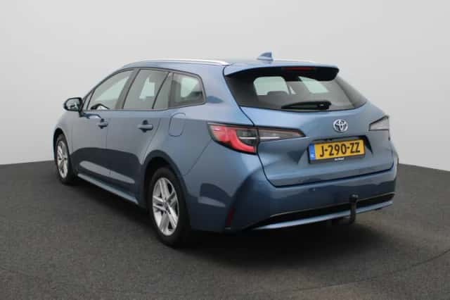 Toyota Corolla (2020) thumbnail 2