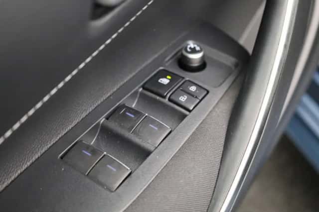 Toyota Corolla (2020) thumbnail 29