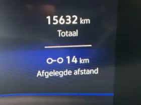 Volkswagen T-Roc (2024) thumbnail 14