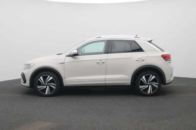 Volkswagen T-Roc (2024) thumbnail 4