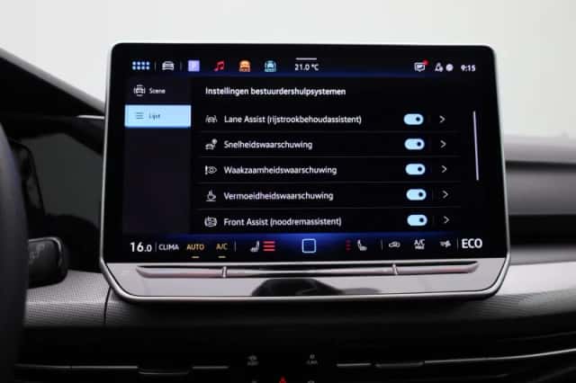 Volkswagen Golf (2025) thumbnail 29