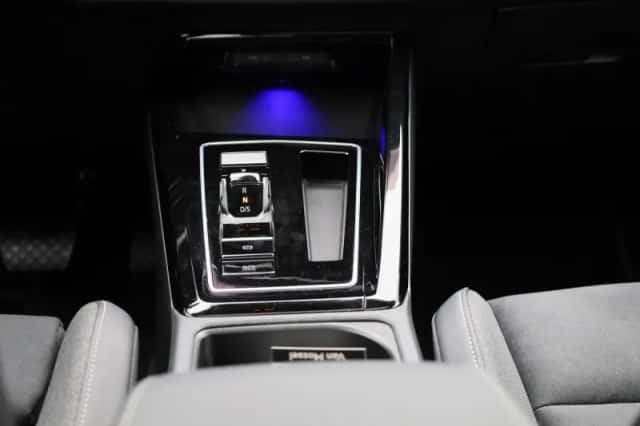 Volkswagen Golf (2025) thumbnail 10