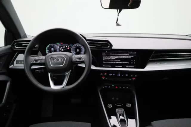 Audi A3 (2025) thumbnail 7