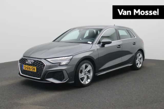 Audi A3 (2023) thumbnail 1