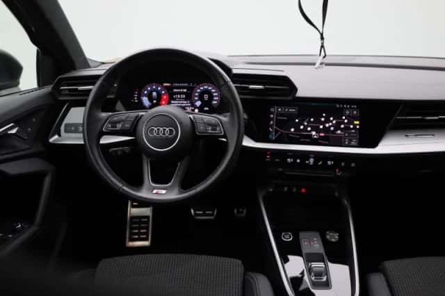 Audi A3 (2023) thumbnail 7