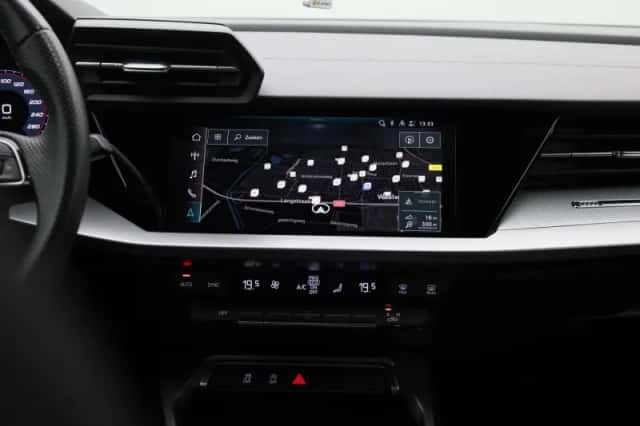 Audi A3 (2023) thumbnail 9
