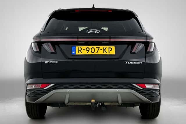Hyundai Tucson (2022) thumbnail 3