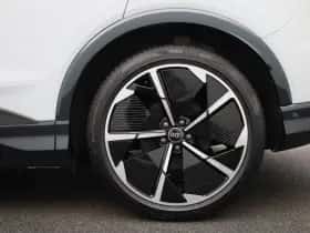 Audi Q4 e-tron (2025) thumbnail 13