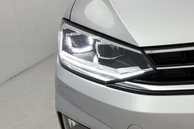Volkswagen Golf (2020) thumbnail 21