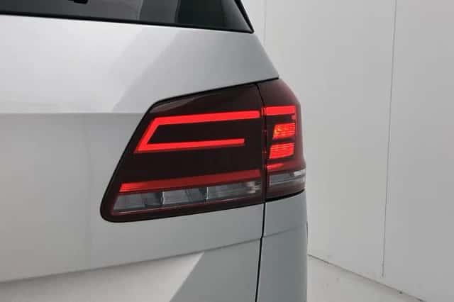 Volkswagen Golf (2020) thumbnail 24