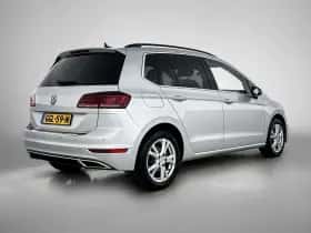 Volkswagen Golf (2020) thumbnail 4