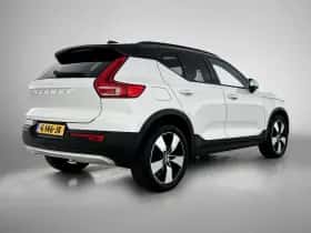 Volvo XC40 (2019) thumbnail 4