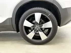 Volvo XC40 (2019) thumbnail 50