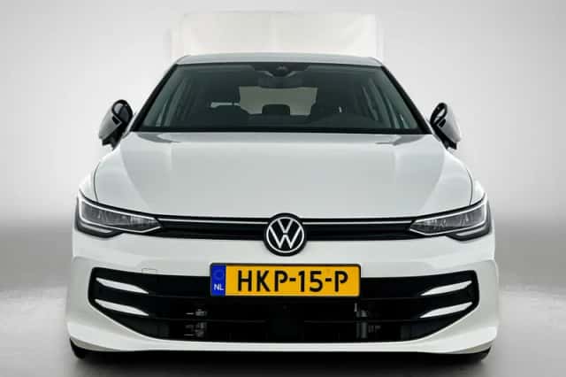 Volkswagen Golf (2025) thumbnail 5