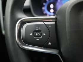 Volvo XC40 (2023) thumbnail 21