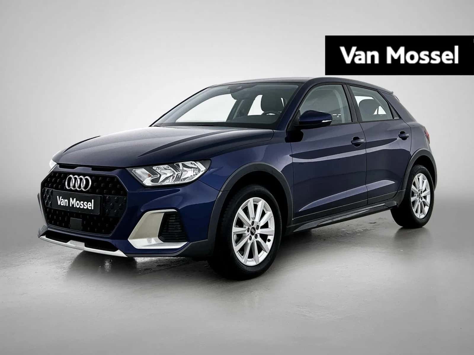 Audi A1 (2023) — foto 1