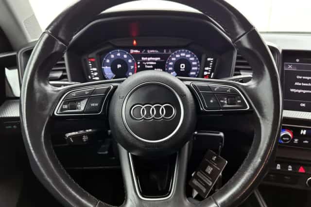 Audi A1 (2023) thumbnail 11