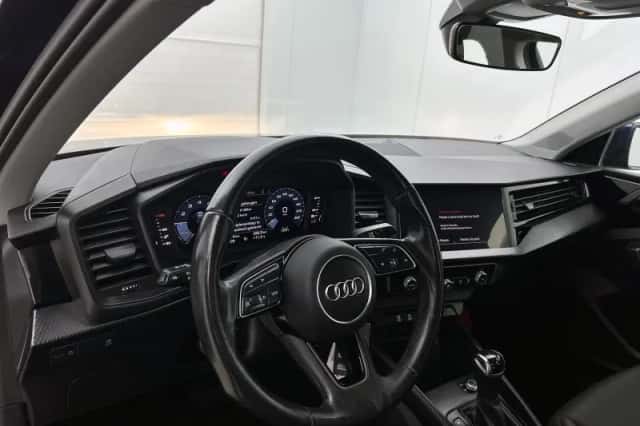Audi A1 (2023) thumbnail 9