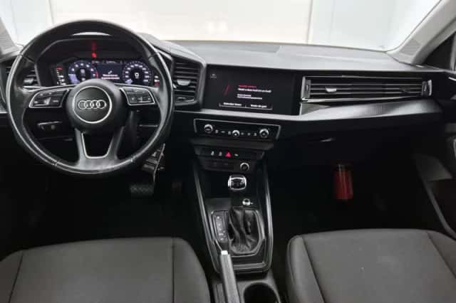 Audi A1 (2023) thumbnail 10