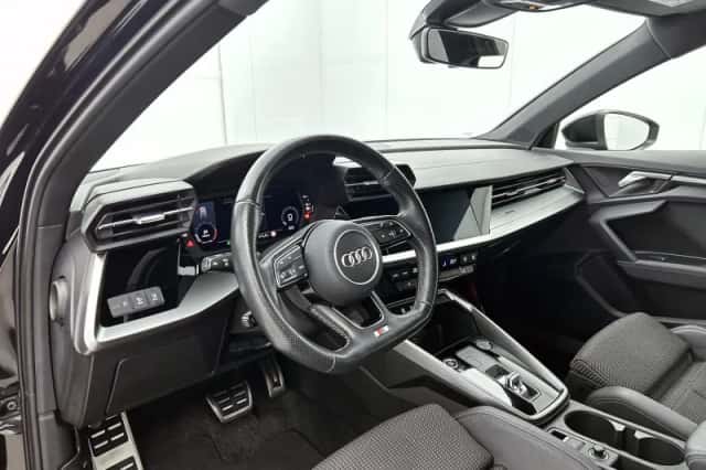 Audi A3 (2021) thumbnail 18