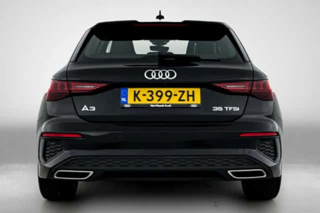 Audi A3 (2021) thumbnail 3