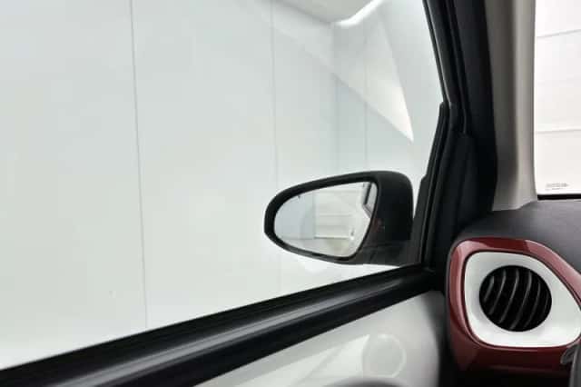Toyota Aygo (2017) thumbnail 19