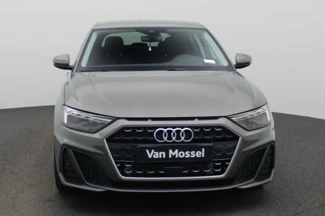 Audi A1 (2025) thumbnail 4