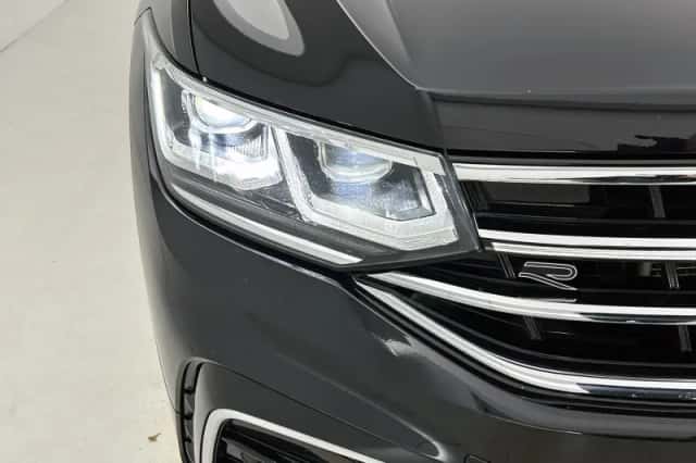 Volkswagen Tiguan (2022) thumbnail 11