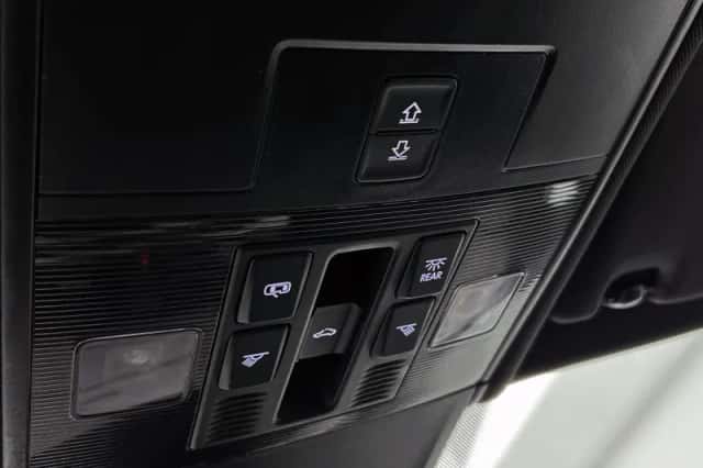 Volkswagen Tiguan (2022) thumbnail 13