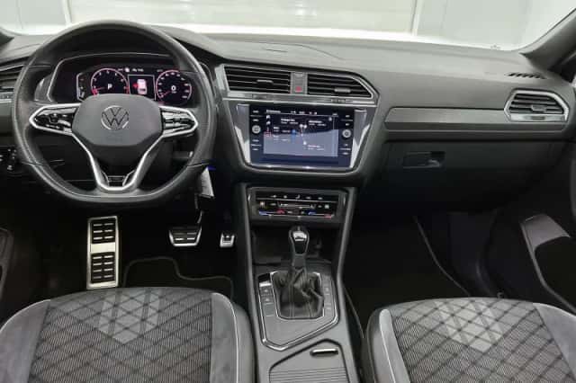 Volkswagen Tiguan (2022) thumbnail 17