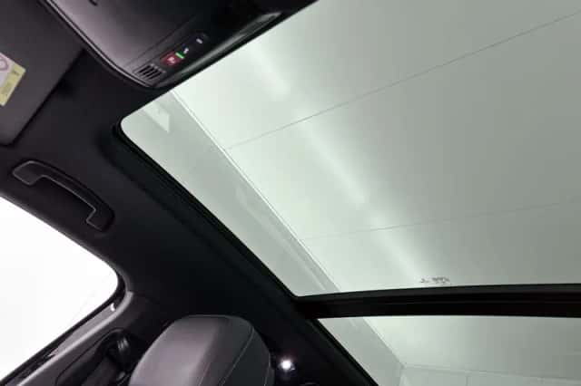 Volkswagen Tiguan (2022) thumbnail 30