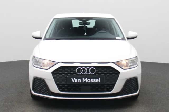 Audi A1 (2021) thumbnail 2