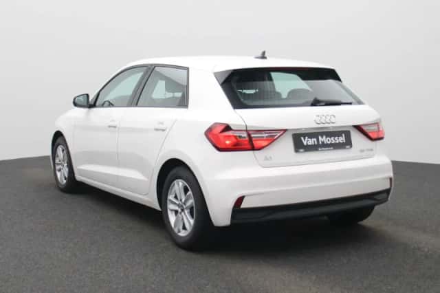 Audi A1 (2021) thumbnail 3
