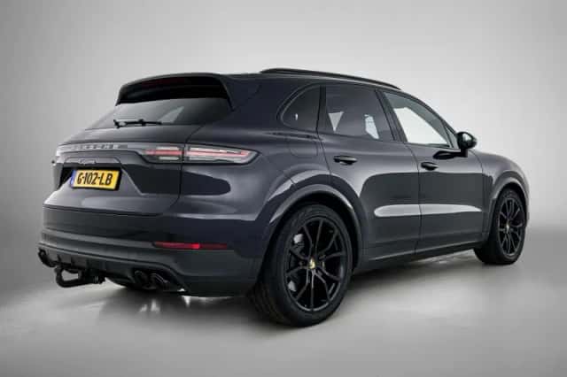 Porsche Cayenne (2019) thumbnail 4