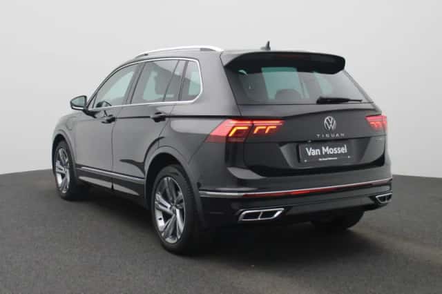 Volkswagen Tiguan (2022) thumbnail 2