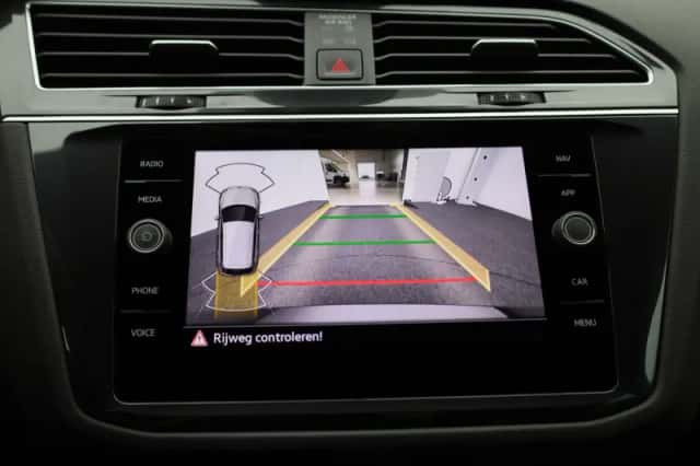 Volkswagen Tiguan (2022) thumbnail 34