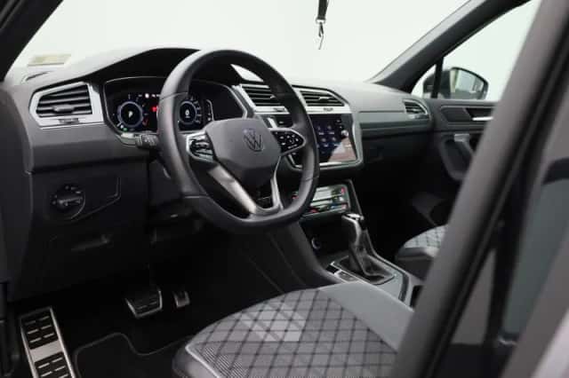 Volkswagen Tiguan (2022) thumbnail 36