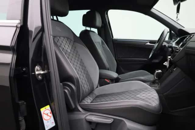 Volkswagen Tiguan (2022) thumbnail 38