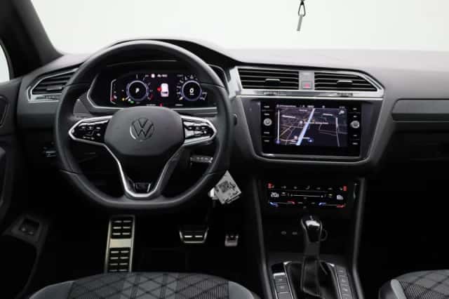 Volkswagen Tiguan (2022) thumbnail 7