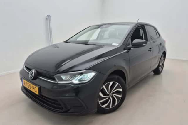 Volkswagen Polo (2022) thumbnail 2