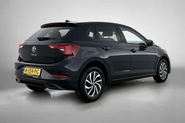 Volkswagen Polo (2022) thumbnail 4