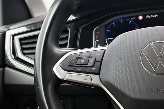 Volkswagen Polo (2022) thumbnail 6