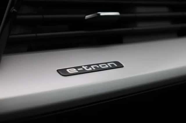 Audi Q4 e-tron (2023) thumbnail 23