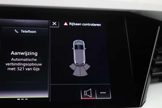 Audi Q4 e-tron (2023) thumbnail 30