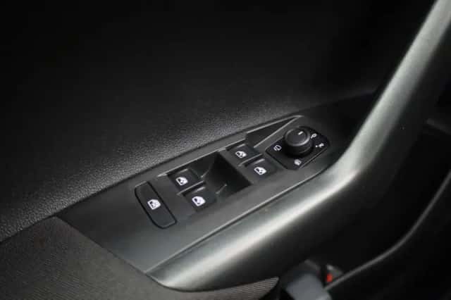 Volkswagen Taigo (2024) thumbnail 24