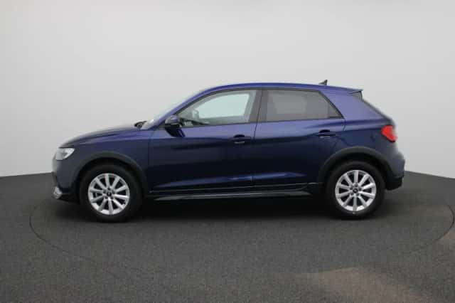 Audi A1 (2025) thumbnail 4
