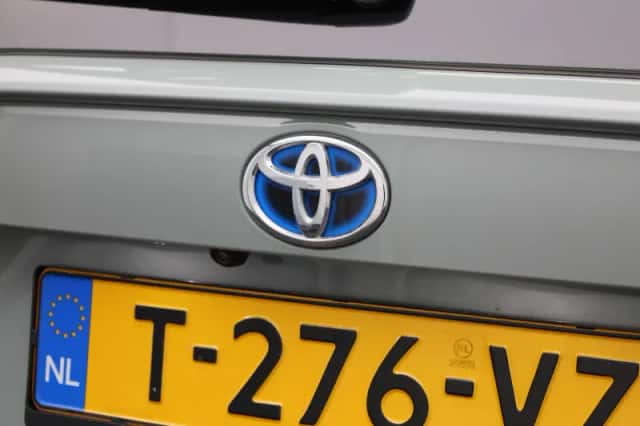 Toyota RAV4 (2023) thumbnail 33
