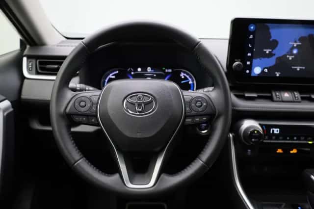 Toyota RAV4 (2023) thumbnail 7